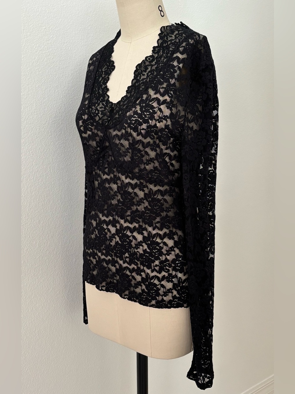Free People Intimately All Day Lace Top NWT Black Long Sleeves Stretchy Layer L - Picture 3 of 10